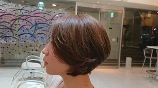 ショート カラー 遠藤 史秋のヘアスタイル