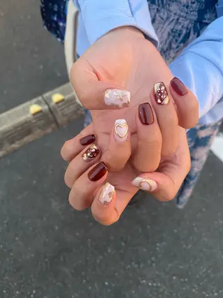 ネイル EARTH coiffure beaute 東松山店所属・町田 杏花のネイルデザイン