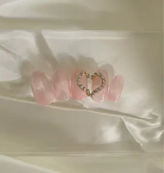 ネイル Me d'eau所属・Me d'eau Rinaのネイルデザイン