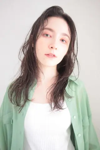 ロング パーマ 小田川 竜也のヘアスタイル