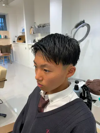 メンズ メンズパーマ/ スパイキー/フェードのヘアスタイル