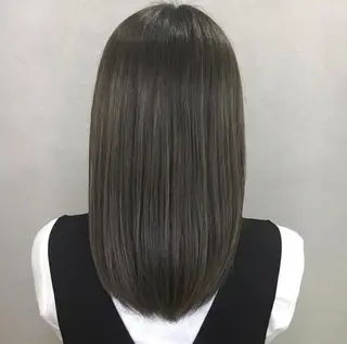 ミディアム ケアに特化したサロン shinzaのヘアスタイル