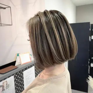 ショート カラー アンドウ ユウ/ レイヤーカット/韓国のヘアスタイル