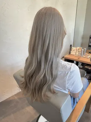 ロング 𝑭𝒖𝒌𝒂🩶 モテ髪×透明感カラーのヘアスタイル