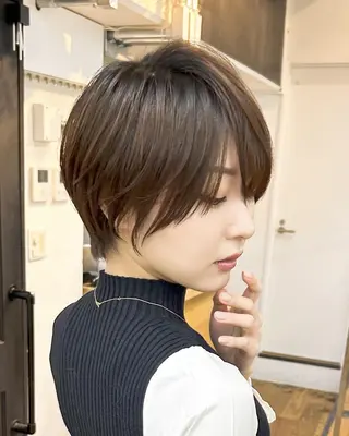 ショート ioe 茶屋町のヘアスタイル