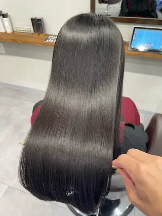 ロング 縮毛矯正、髪質改善／ 松田 龍之介のヘアスタイル