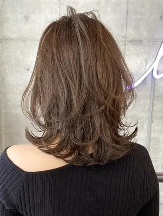 ミディアム ヘアメイクスタジオアビール調布所属・加藤 知恵のヘアスタイル