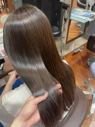 セミロング 小西 莉央のヘアスタイル