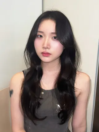 ロング uni 表参道所属・韓国ヘア 🇰🇷 natsukiのヘアスタイル