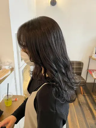 セミロング カラー 伊藤ゆかり/髪質改善 /透明感カラーのヘアスタイル