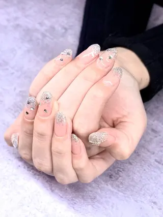 ネイル Roger 舞のネイルデザイン