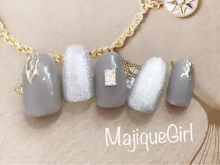 ネイル Magique パーマ専門のマツエク・マツパデザイン