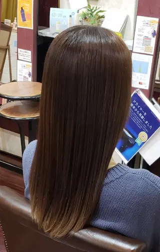 ロング 山田 一輝のヘアスタイル