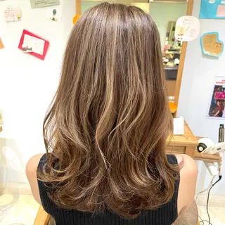 セミロング カラー 心斎橋/ブリーチなし 髪質改善/レイヤーのヘアスタイル