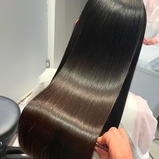 ロング ✨表参道No. 1✨ 髪質改善✨のヘアスタイル