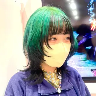 ミディアム カラー 艶髪 🦋CON🦋のヘアスタイル