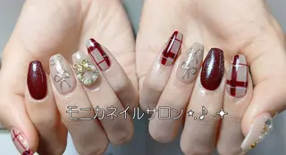ネイル モニカ アキイのネイルデザイン