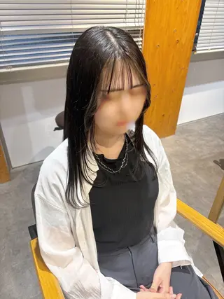 ロング 黒川 真裕のヘアスタイル