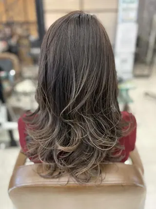 セミロング 宮内 修平のヘアスタイル