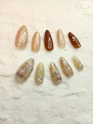 ネイル Lilvera所属・中村 春菜のネイルデザイン