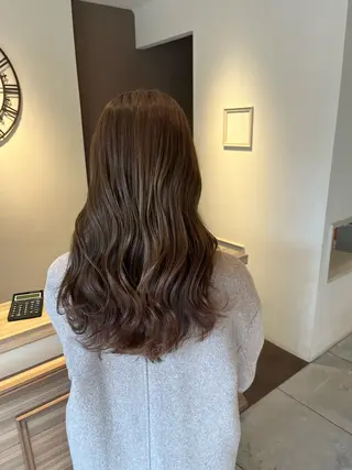 ロング カラー 川越 輝梨奈のヘアスタイル