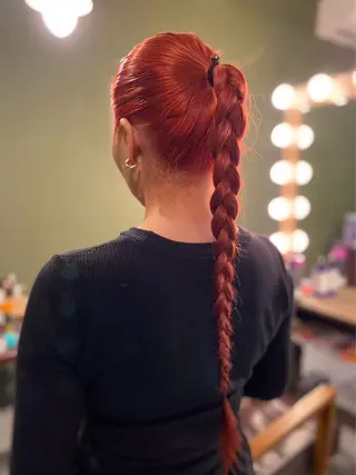 ロング カラー ヘアアレンジ PATH-hair. storeのヘアスタイル