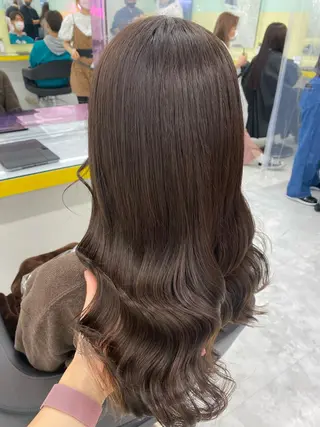 ロング カラー パーマ ヘアアレンジ メンズ ネイル マツエク・マツパ アイブロウ linette所属・🐩推し活🐩 FUTABA🍒のヘアスタイル