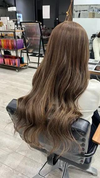 ロング 殿北 茉奈のヘアスタイル