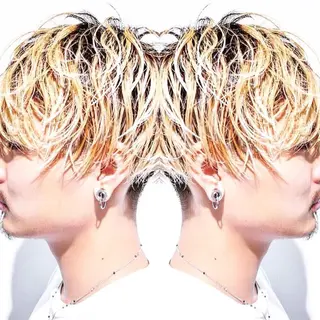 ショート カラー メンズ 及川シゲル 髪質改善講師のヘアスタイル