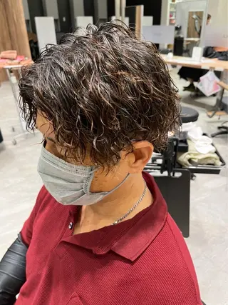 パーマ メンズ 一樹ハイトーン/ブリ ーチ/透明感カラーのヘアスタイル