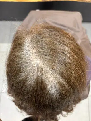 カラー 久保田 愛梨のヘアスタイル