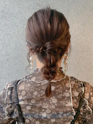 ミディアム カラー ヘアアレンジ 名駅/大人可愛い /艶髪/流音のヘアスタイル