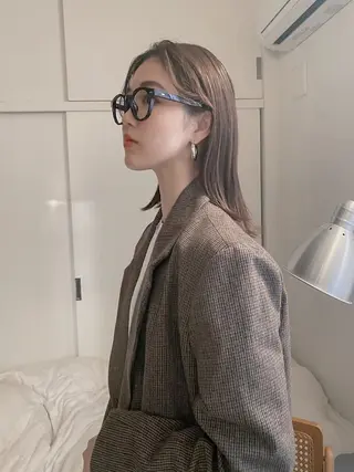 ミディアム カラー 透明感カラー/ハイト ーン/メイク/umiのヘアスタイル