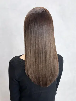 カラー セミロング ITbyALBUM 下北沢店のヘアスタイル