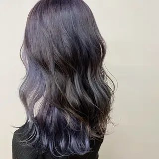 カラー ハルナ /ボブカットモデルのヘアスタイル