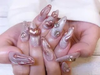 ネイル Rグループ felizのネイルデザイン