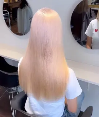 セミロング カラー ヘアアレンジ ハイトーンカラー /梅田/みほのヘアスタイル