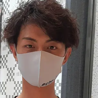 パーマ メンズ ショート 知念 香トータル ビューティー🌷のヘアスタイル