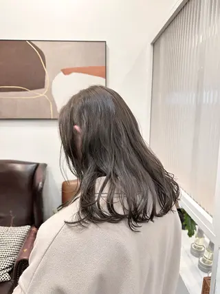 セミロング カラー 村上 滉弥のヘアスタイル