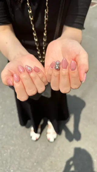 ミディアム yuka ♡のネイルデザイン