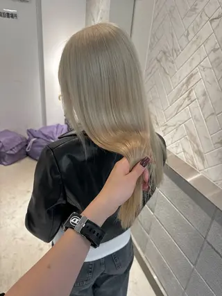 ロング カラー 店長 MANAMI /ブリーチ/骨格ボブのヘアスタイル