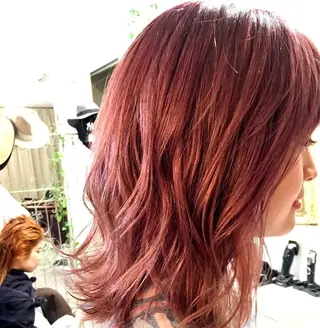 ミディアム エクステ（レミー毛） NINEのヘアスタイル