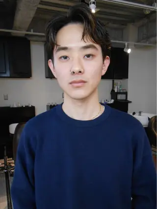 ショート パーマ メンズ グランジヘア 無造作ヘアHYUGAのヘアスタイル