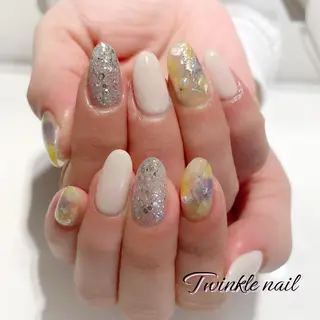 ネイル 中井 綾香の眉毛・アイブロウイメージ