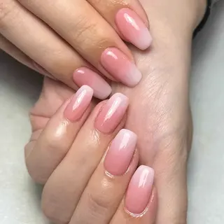 ネイル 🐈‍⬛ Minamiのネイルデザイン