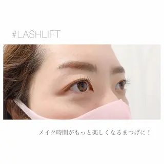 マツエク・マツパ /flavor所属・/flavor 秋元優香の眉毛・アイブロウイメージ