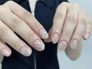 ネイル Shis_🦄shi 韓国風キラキラネイルのネイルデザイン