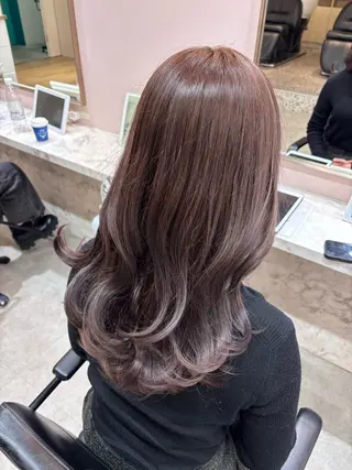 ロング LallYou金山所属・中村 紅葉のヘアスタイル