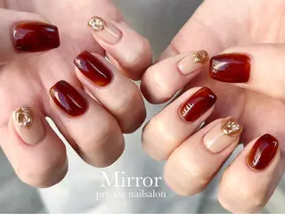 ネイル nailsalon Mirrorのネイルデザイン