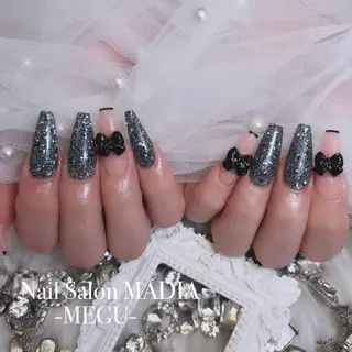 ネイル MADIA藤沢所属・MADIA MEGUのネイルデザイン